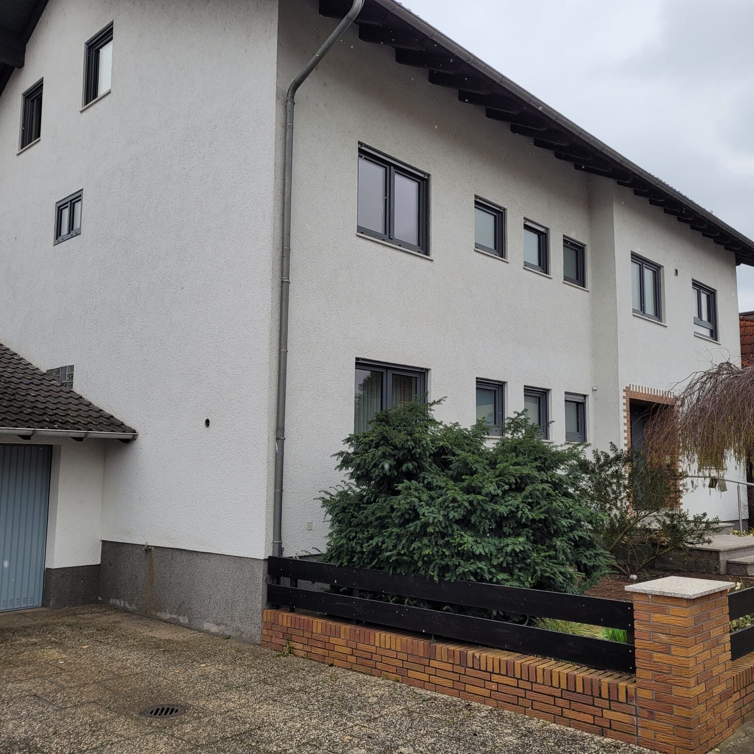 Mehrfamilienhaus Sanierung – WB Bauelemente Referenz